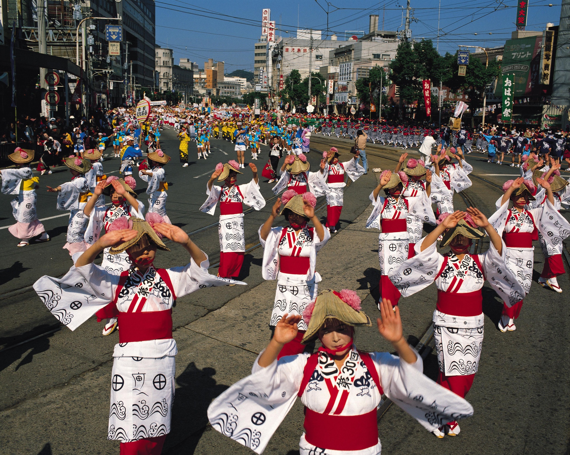 鹿児島おはら祭 2万人以上が踊る 南九州最大の祭り かごステ